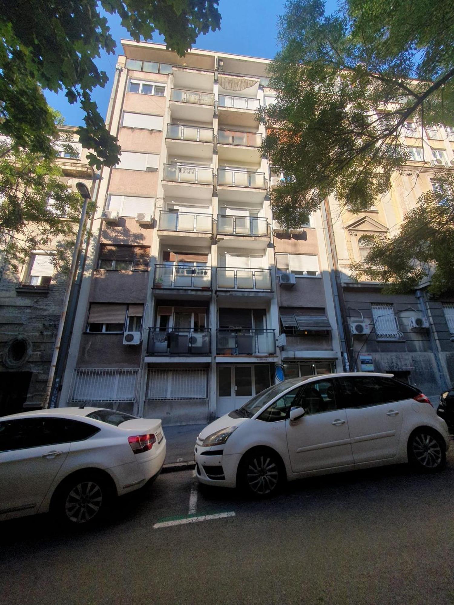 Centrum 2 Belgrado Esterno foto